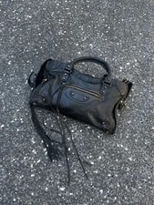 Balenciaga — Balenciaga City Medium Arena — Handbag — resale