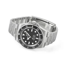 Rolex Submariner 124060 4