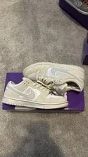 Size 7 Nike Sb Dunk City of Love 2