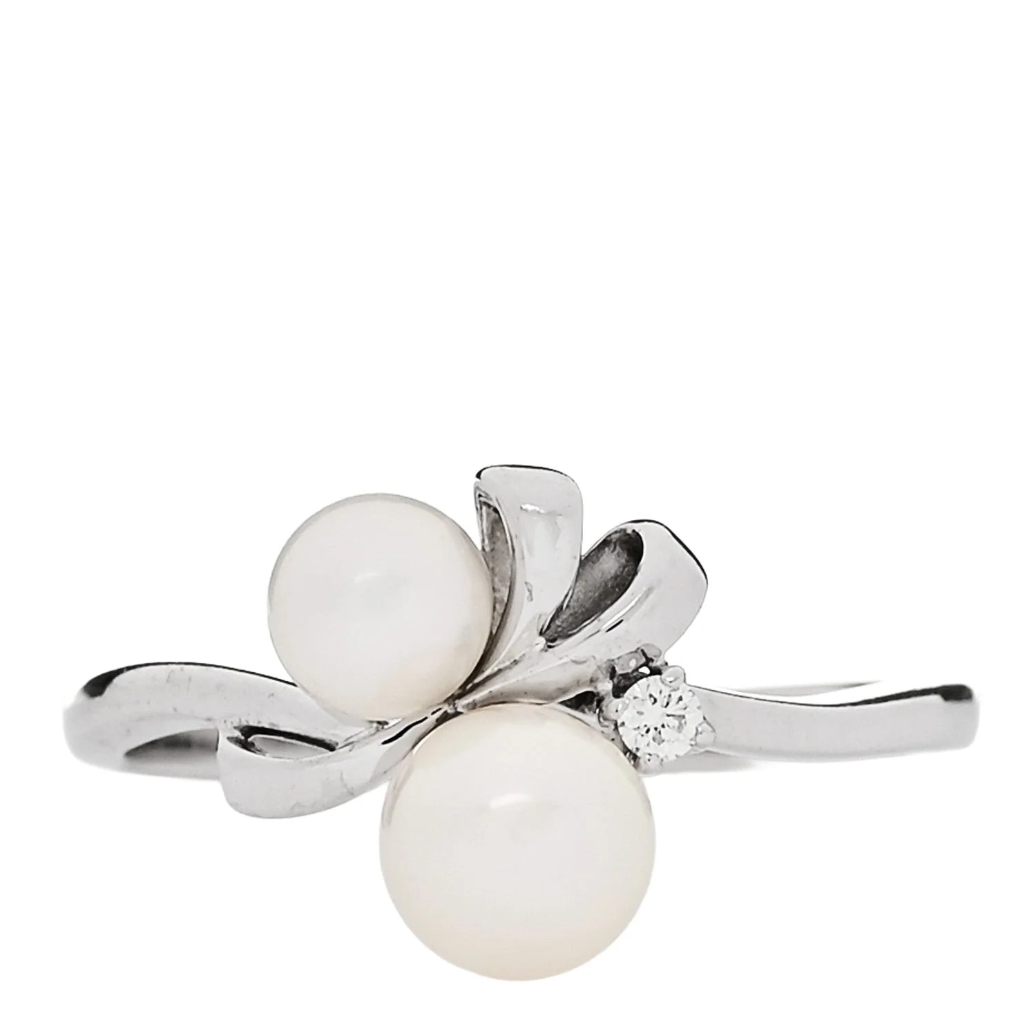 Mikimoto — 18K White Gold Akoya Cultured Ribbon 51 5.75 — Jewelry — resale
