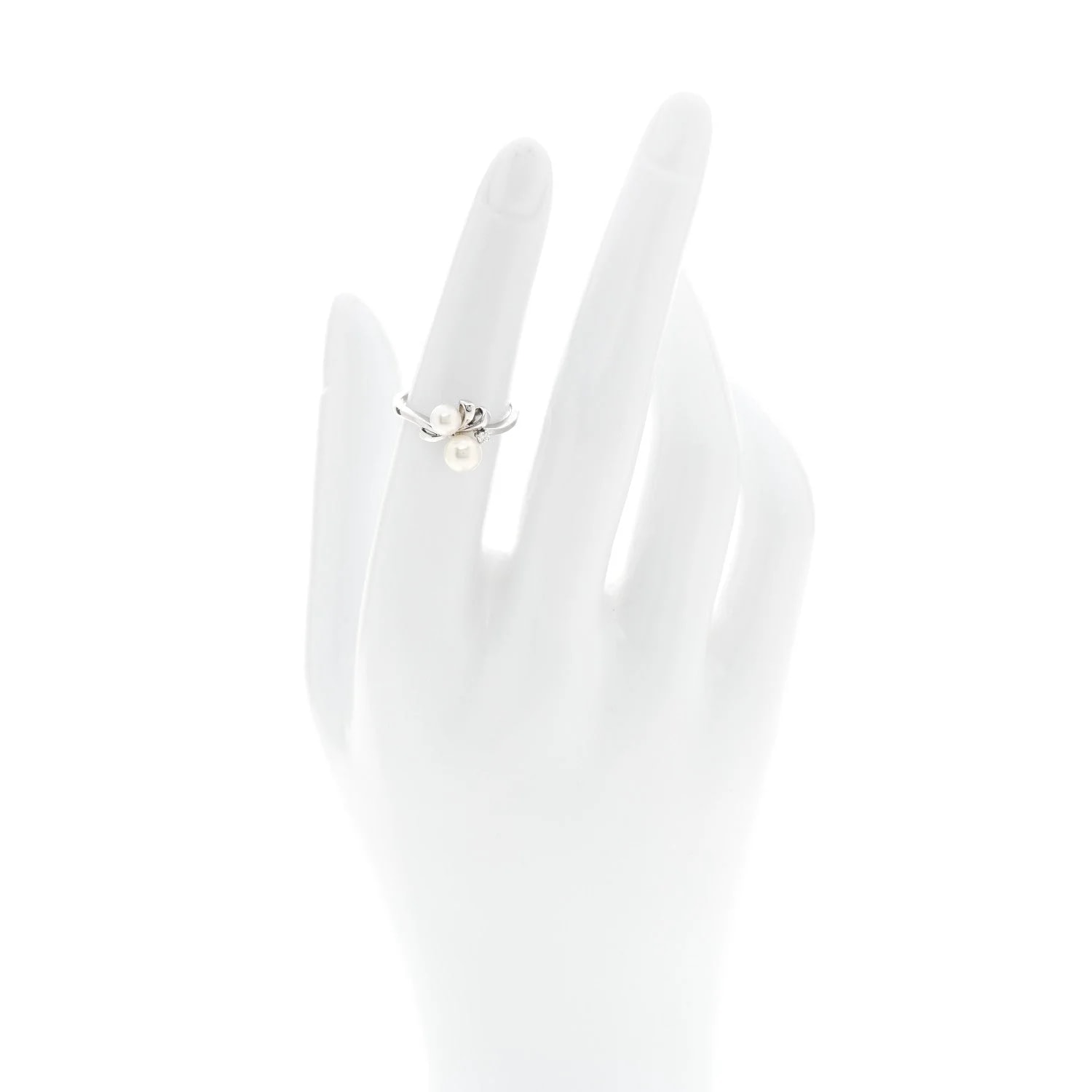 18K White Gold Akoya Cultured Ribbon 51 5.75 2