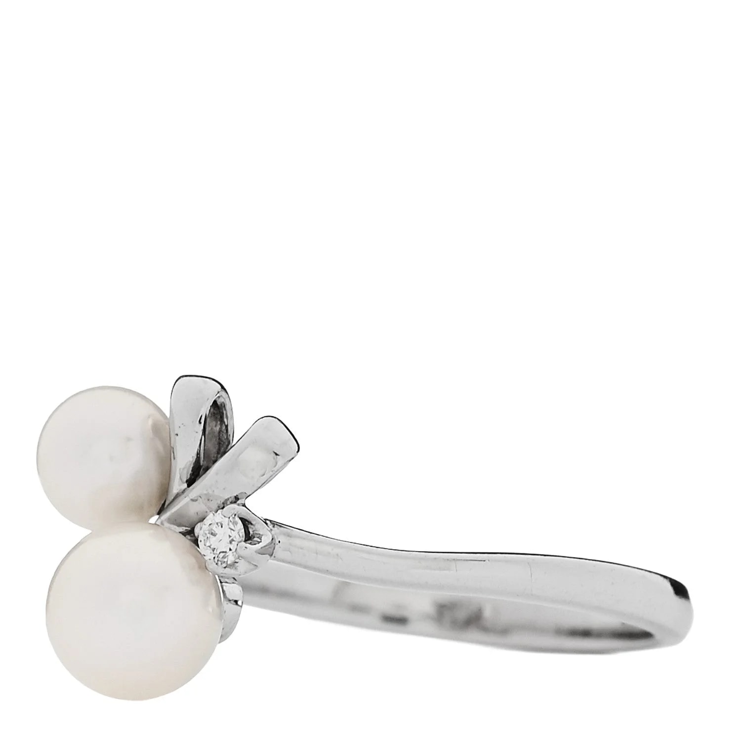 18K White Gold Akoya Cultured Ribbon 51 5.75 3