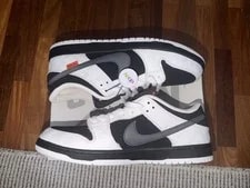 Nike SB — Nike SB Dunk Low X TightBooth FD2629-100 Jordan Retro — Sneaker — resale