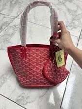 Goyard ’s Top Handle With Wallet 3