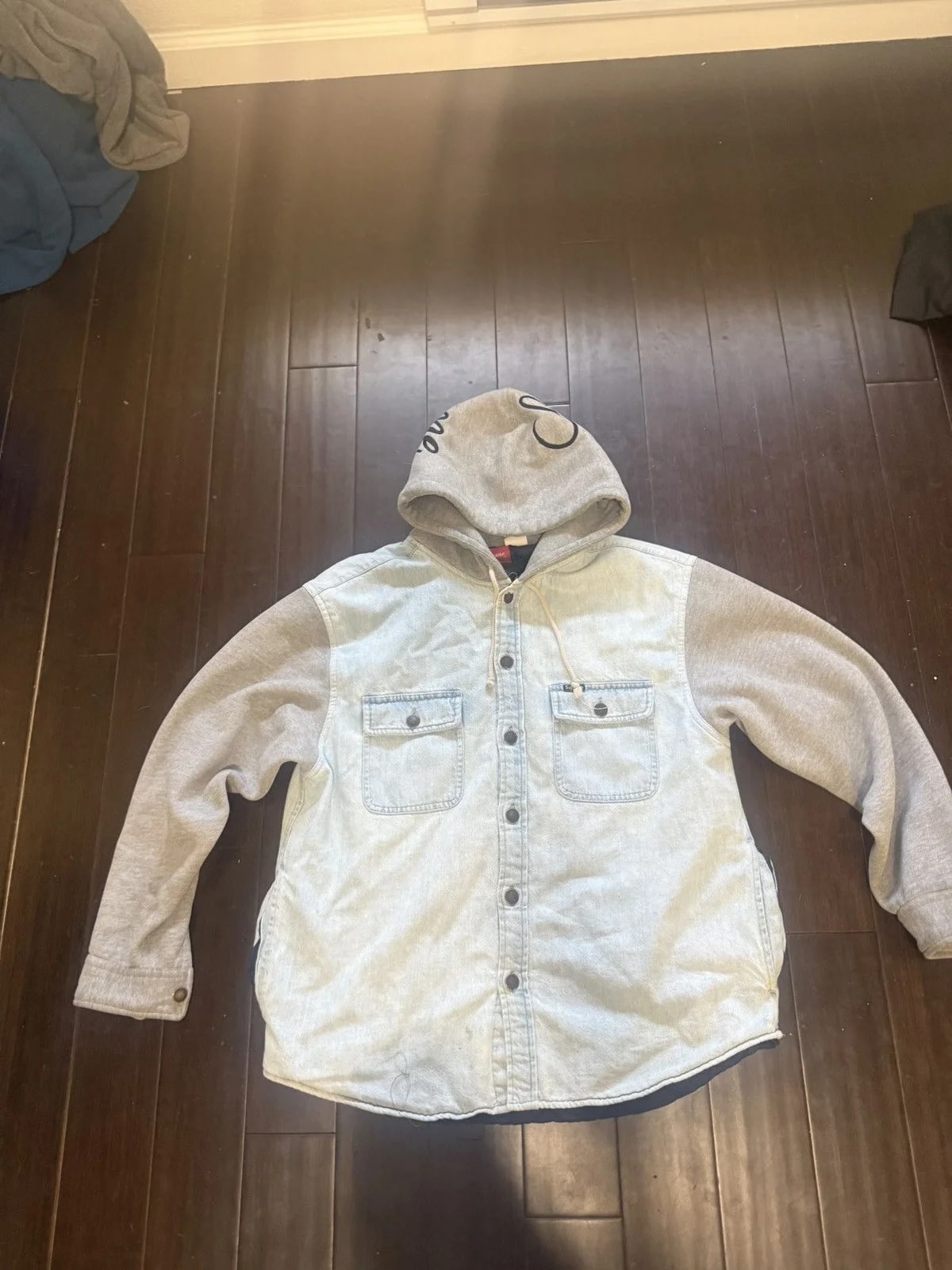 Supreme — Supreme Hooded Shirt — streetwear — resale
