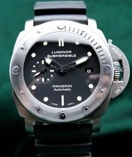 Panerai Luminor Submersible PAM00305 Black Dial Steel 47mm Automatic 2