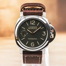Panerai — Panerai Luminor Marina Green Dial on Leather PAM00911 Complete 2018 — Watch — resale