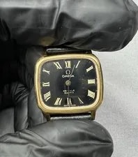 Omega de Ville Quartz Gold Tone Black Dial Roman 23mm 4
