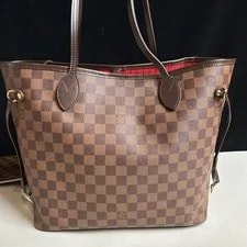 Louis Vuitton Neverfull Hand With Auth 3