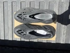 Yeezy Foam Runner Slip-On Foam Upper Low Top Adult Athletic 3