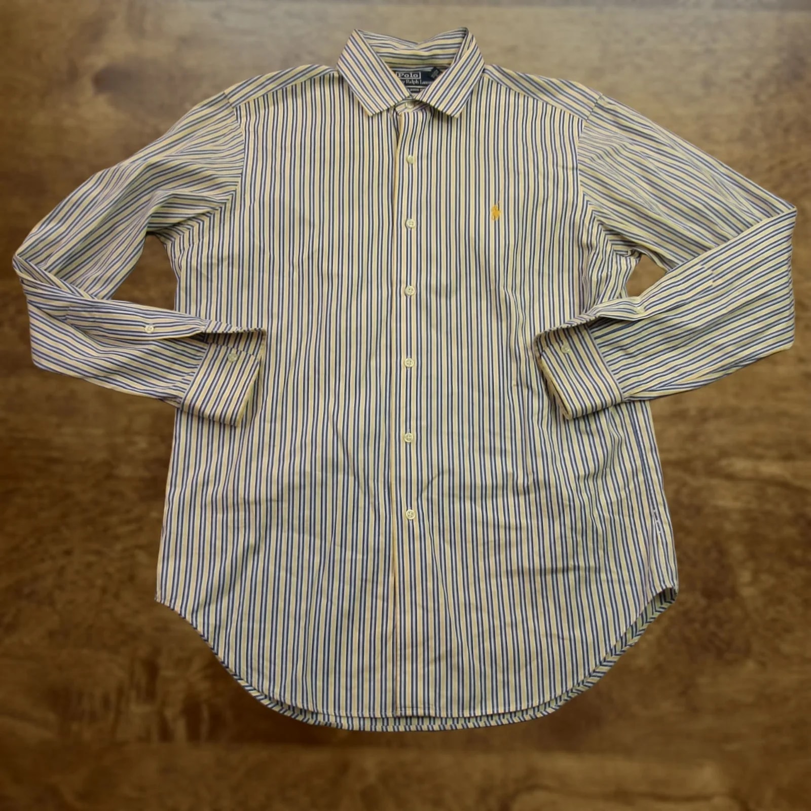 Polo Ralph Lauren — Polo Ralph Lauren Shirt Medium Long Sleeve Button Stripes Classic Fit — streetwear — resale