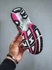 Classic Asics Gel Kayano 14 - Glow ’S Size 2