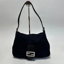 Fendi Mamma Flaplock Japan 2