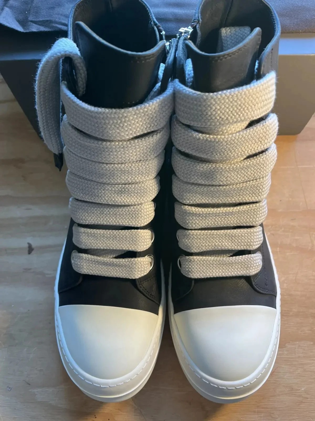 Rick Owens — Rick Owens Jumbo Lace Ramones High Milk — Sneaker — resale