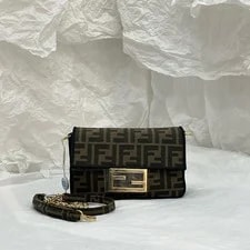 Fendi — Fendi Baguette Buckle Logo Pattern Magnetic Flap - Excellent #1AF08QE — Handbag — resale