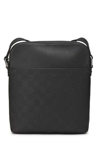 Louis Vuitton — Infini District Pochette — Handbag — resale