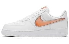Nike — Nike AO2441-102 Moderate Wear Or Visible Flaws — Sneaker — resale