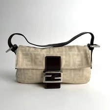 Fendi — Auth Fendi Mamma Baguette e125 — Handbag — resale