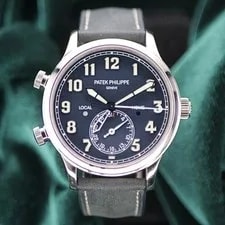 Patek Philippe — Patek Philippe “Pilot” Travel Time Blue Dial Strap Complete SET 5524G — Watch — resale