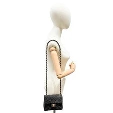 Chanel Square Classic Flap 1997-1999 Matelasse 3