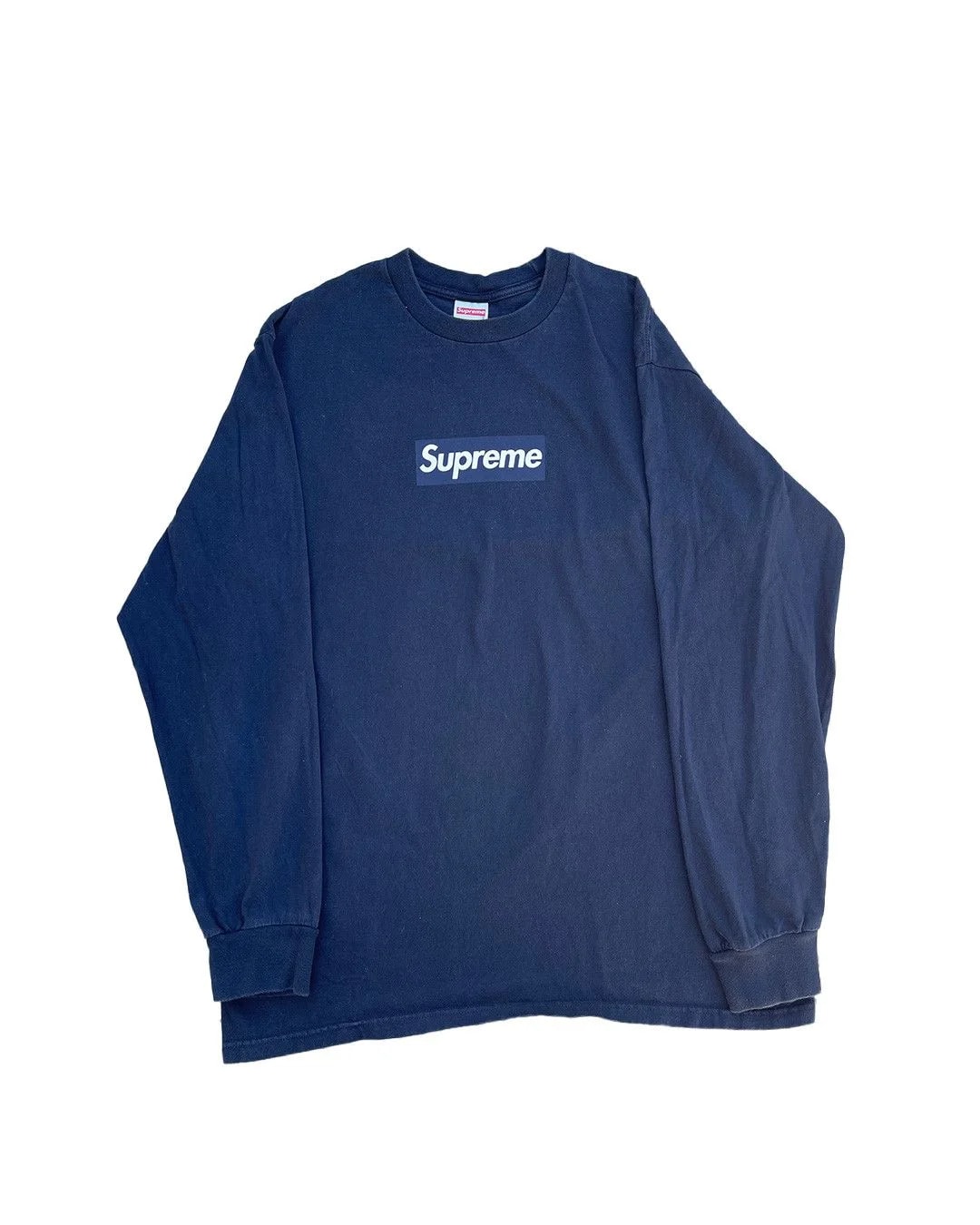 Supreme — Supreme Box Logo Long Sleeve T-shirt — streetwear — resale