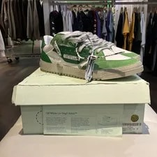 Off-White — ’S Sz 10 - Off-white Vulcanized 5.0 Low Top Dead Stock — Sneaker — resale