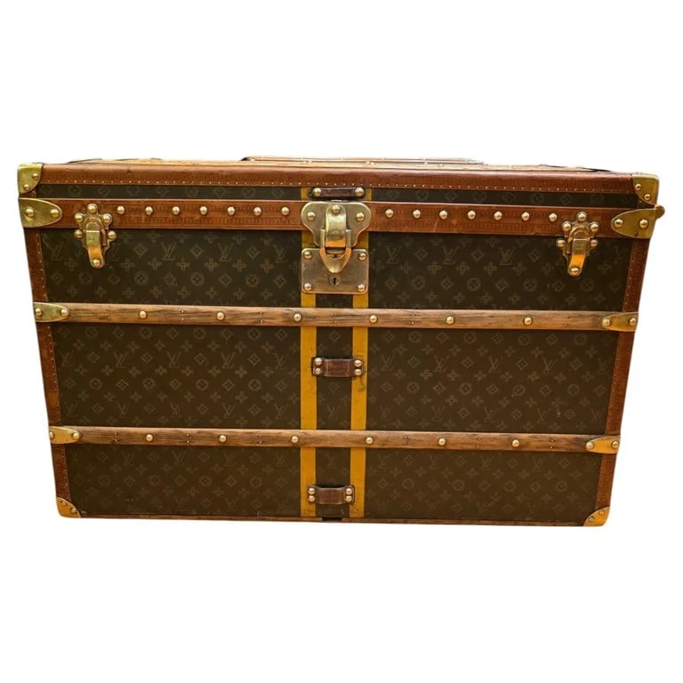 Louis Vuitton — Malle Louis Vuitton Ancienne New York — Designer Shoe — resale
