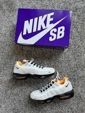 Nike SB Air Max 95 FC Club 58 World Cup (IQ8395-100) 3