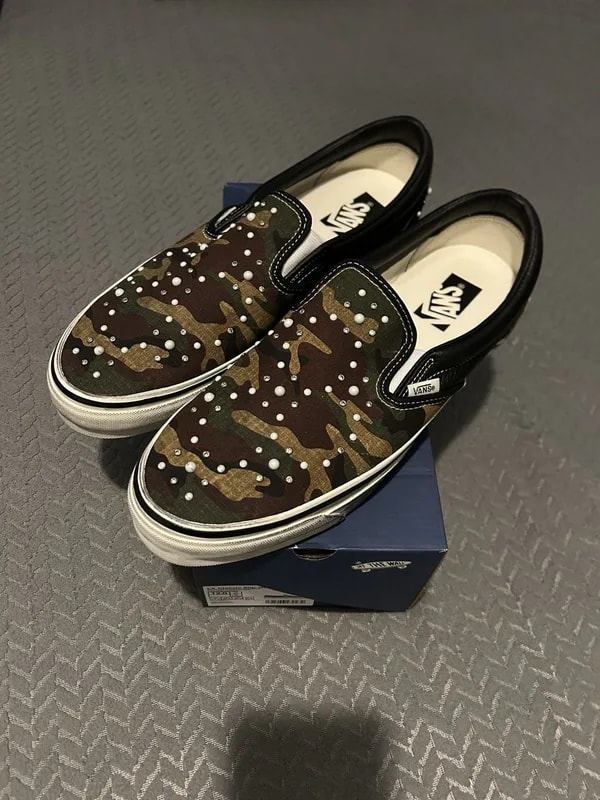 Vans — Vans LX Classic Slip-On 98 Pearlized Camo — Sneaker — resale