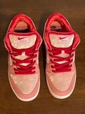 Nike SB Dunk Low Valentine’s Day CT2552-800 , Athletic 3
