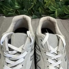 New Balance 990v5 Shoes, Size 9 B 4
