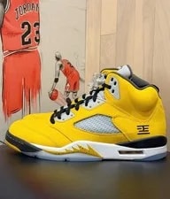 NEW Air Jordan 5 Tokyo City Pack T23 IO3372-700 Basketball Shoe 2