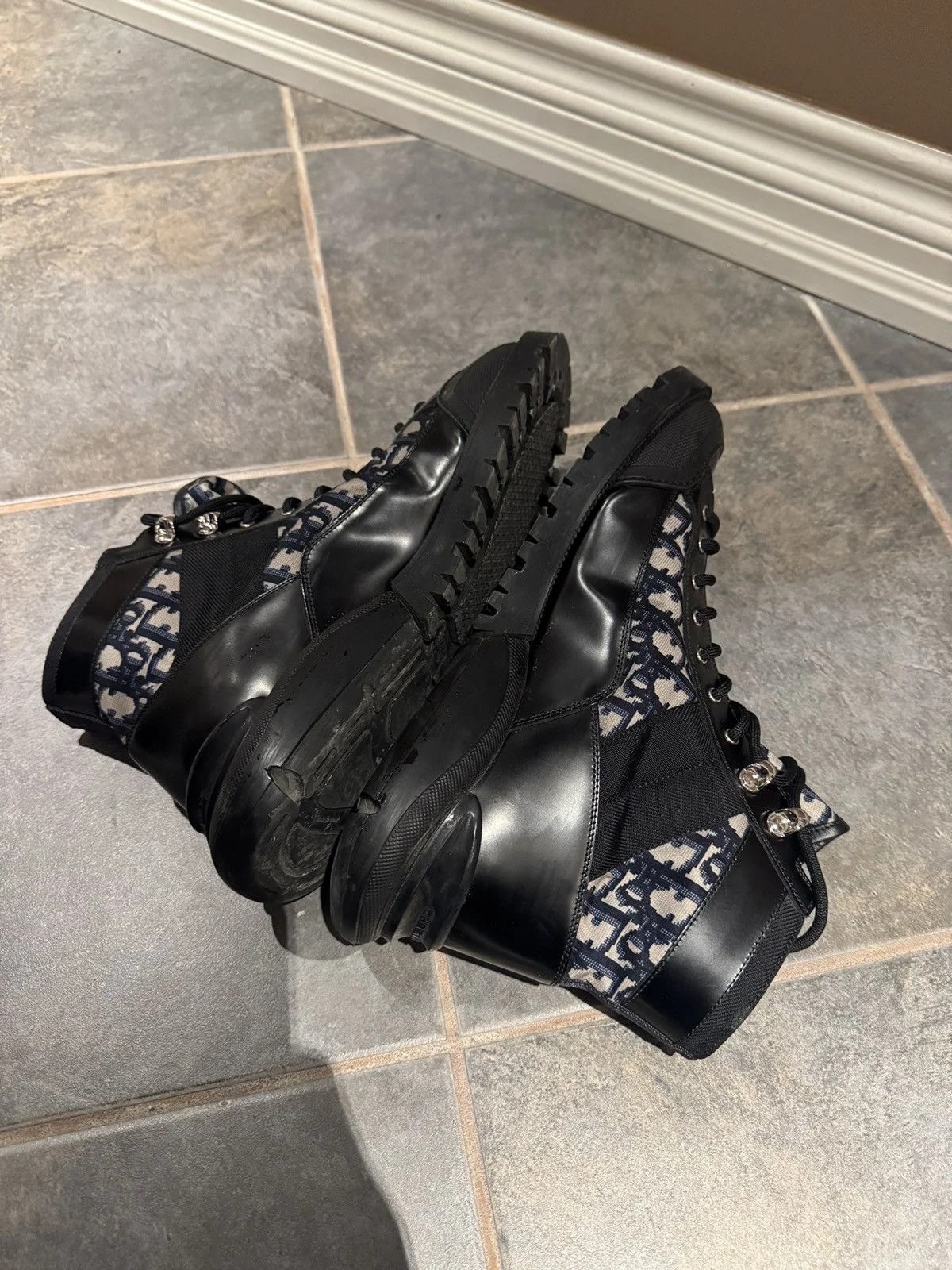 Dior — ’s . — Sneaker — resale