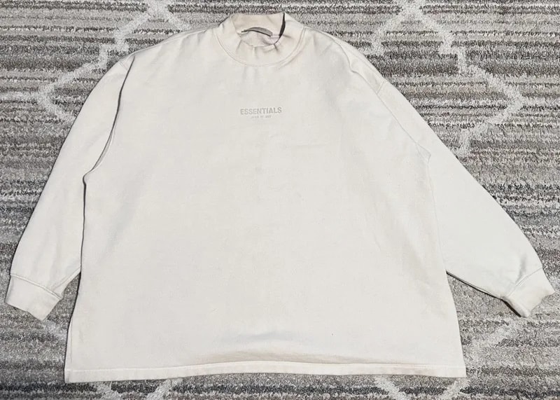 Fear of God — Fear of God Essentials Sweatshirt Dusty — streetwear — resale