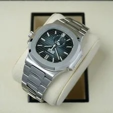 Patek Philippe Nautilus 5726/1A-014 Blue Annual Calendar Steel 40.5mm Complete 4