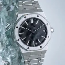Audemars Piguet — Audemars Piguet Royal Oak 50th Anniversary Black Dial Full Set 41mm 15510ST — Watch — resale