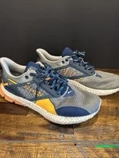Puma — Puma Hybrid Astro Shoes NYC Marathon Limited Edition 2019 — Sneaker — resale