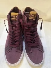 Limited Edition Nike SB Zoom Blazer Mid PRM Night 8 Skate 4