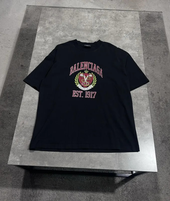 Balenciaga — Balenciaga College Logo T Shirt — streetwear — resale