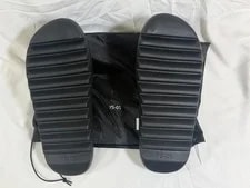 YS-01 Yeezy Slides Size 12 Completely Unworn 3
