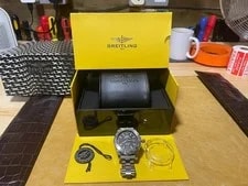 Breitling 'Colt 44' Black Dial Quartz + A Full Set of Box & Papers 3