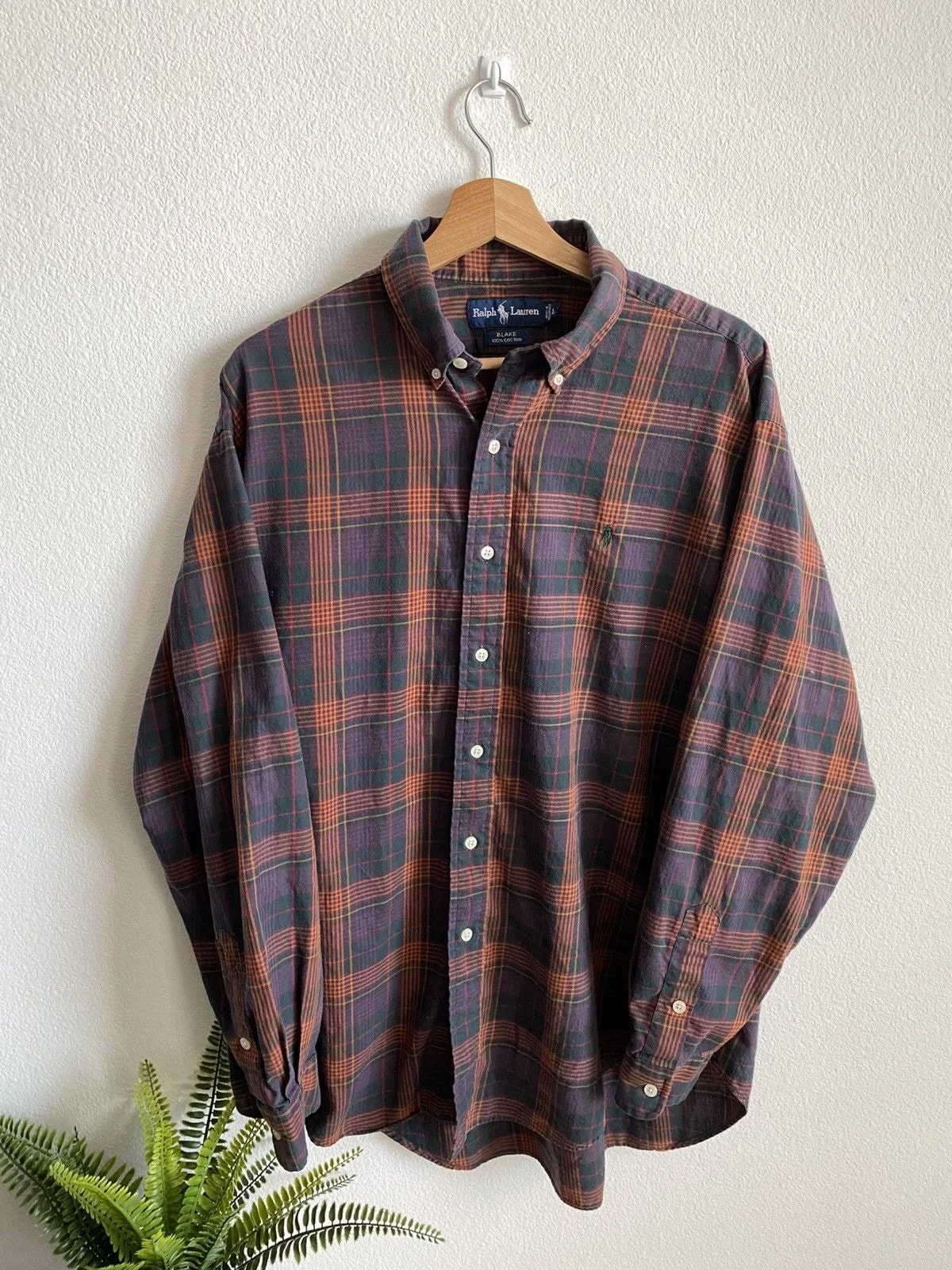 Polo Ralph Lauren — Polo Ralph Lauren Button Down Shirt — streetwear — resale