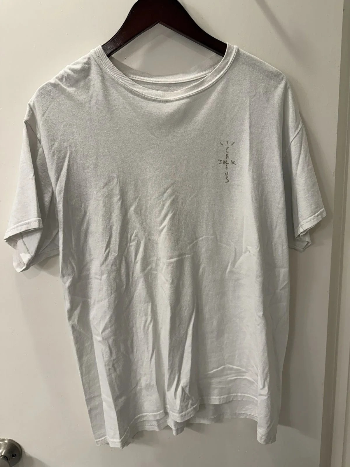 Travis Scott — Tee — streetwear — resale