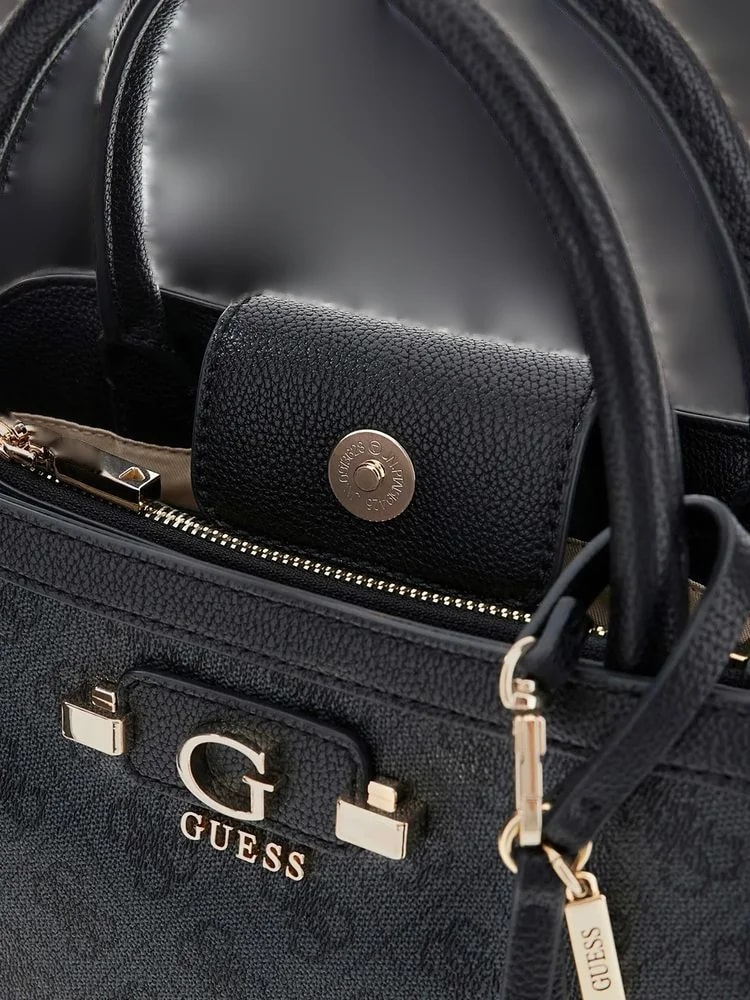 Guess Lindsey Girlfriend — 3