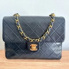 Chanel — Chanel Classic Small Double Flap 20cm Chain HW — Handbag — resale