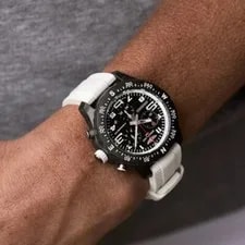 Breitling Endurance Pro 38 - X83310A71B1S1 2