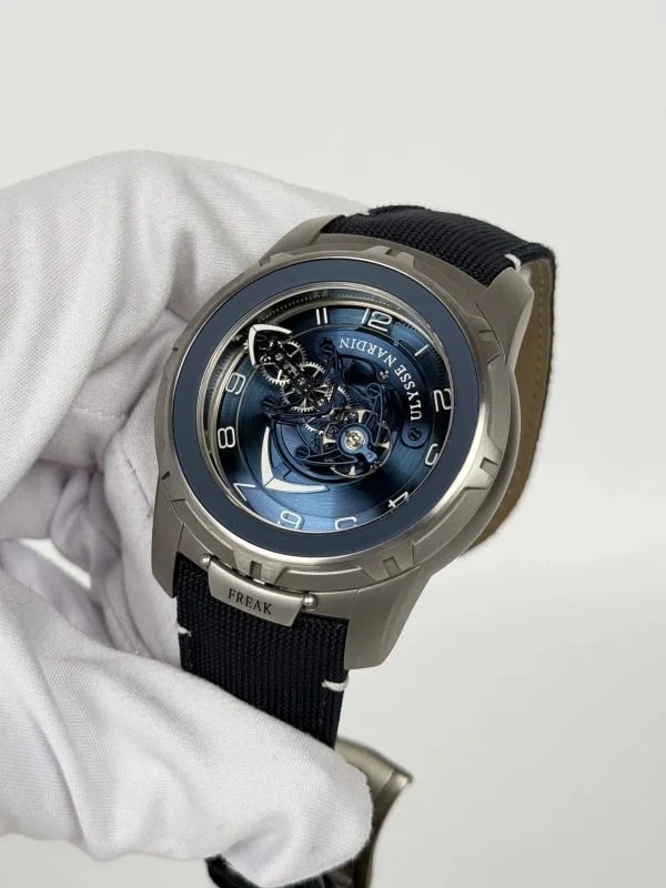 Ulysse Nardin Freak Out Stainless Steel & Titanium 2