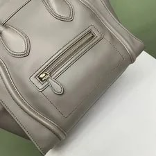 Celine Luggage Phantom Medium Light 4