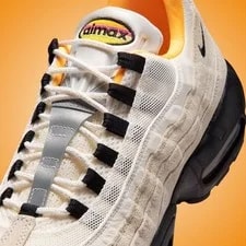 Nike SB Air Max 95 World Cup Club 58 IQ8395-100 4
