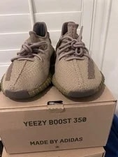 Yeezy 350 V2 Earth ’s 4